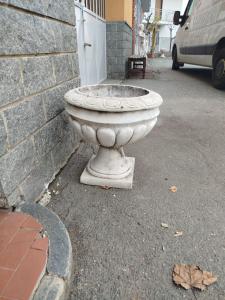 Antico vaso in marmo di carrara 